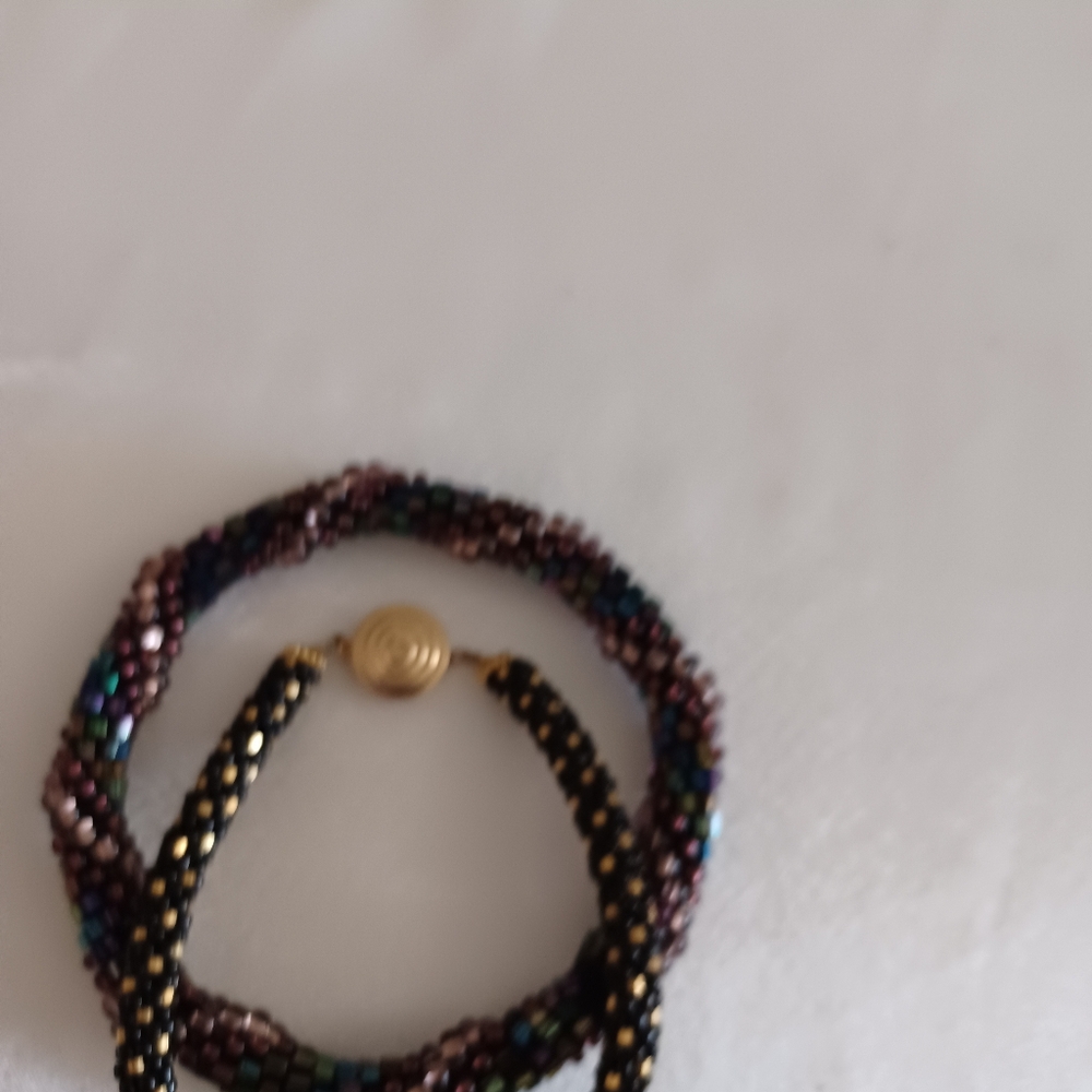 Elegant Multicolor Beaded Bracelet